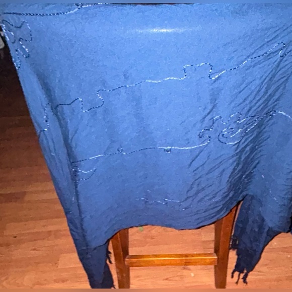 ISLAND PLANET SCARF/SHAW - Picture 9 of 9